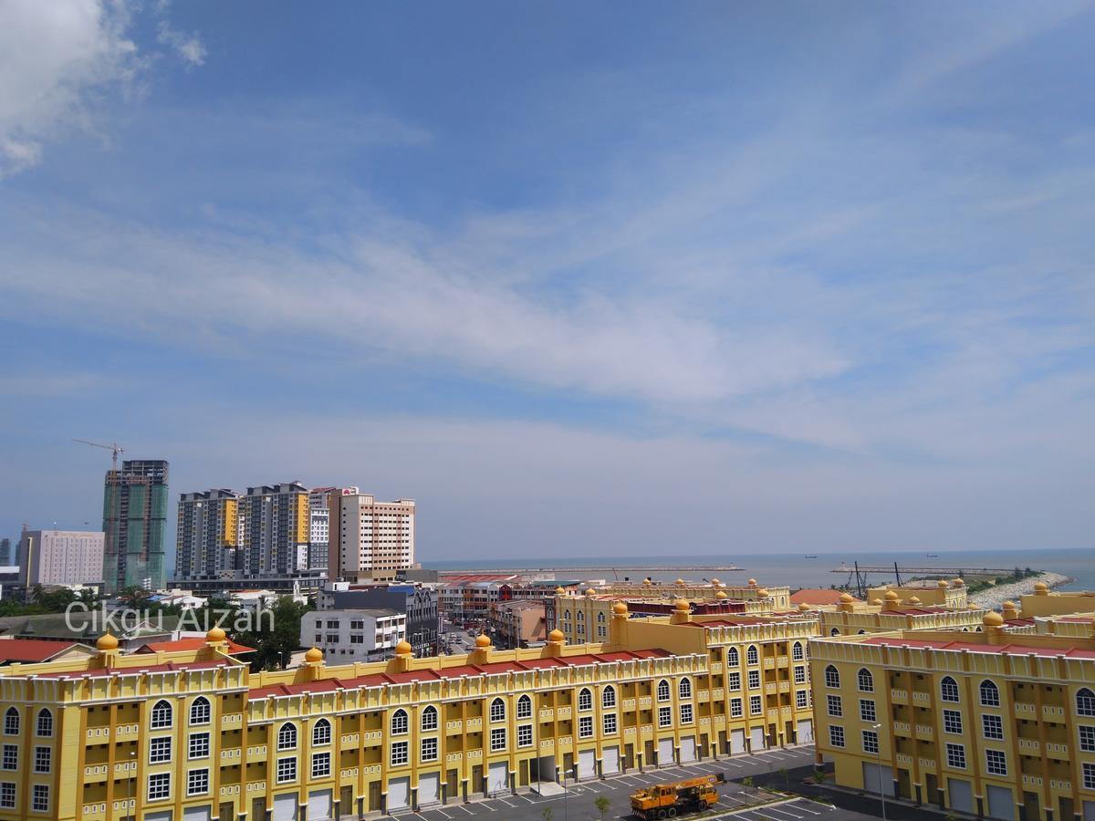 Appartement Casa Inderaloka Pantai Batu Buruk à Kuala Terengganu Extérieur photo