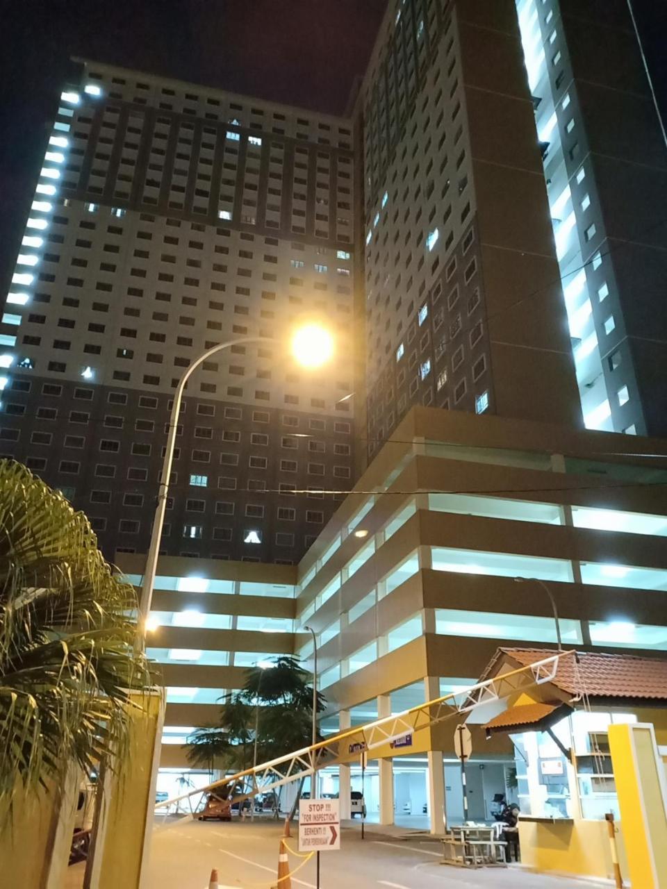 Appartement Casa Inderaloka Pantai Batu Buruk à Kuala Terengganu Extérieur photo